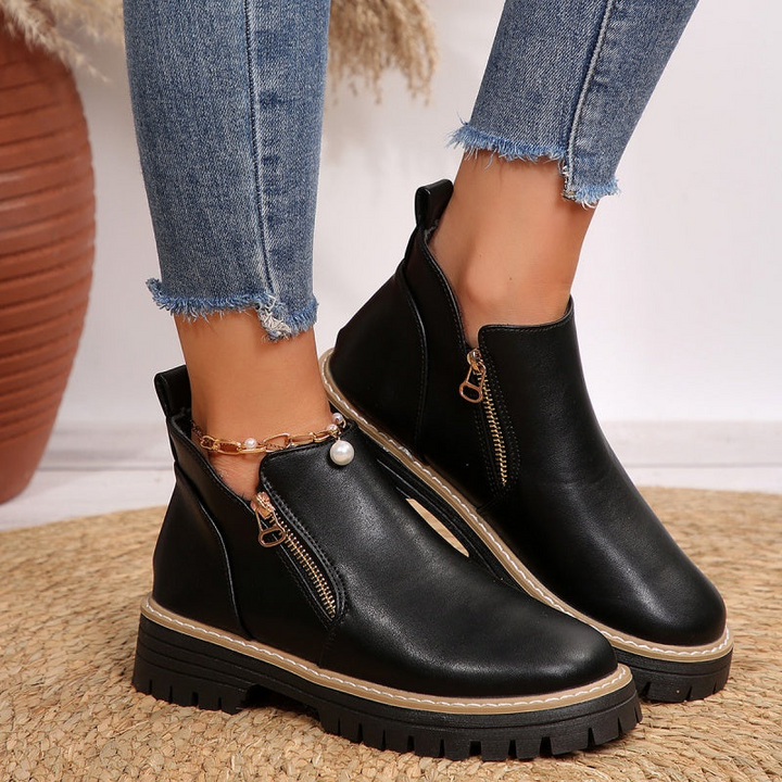 Eveline - Elegant Ankle Boots with a Comfortable Fit