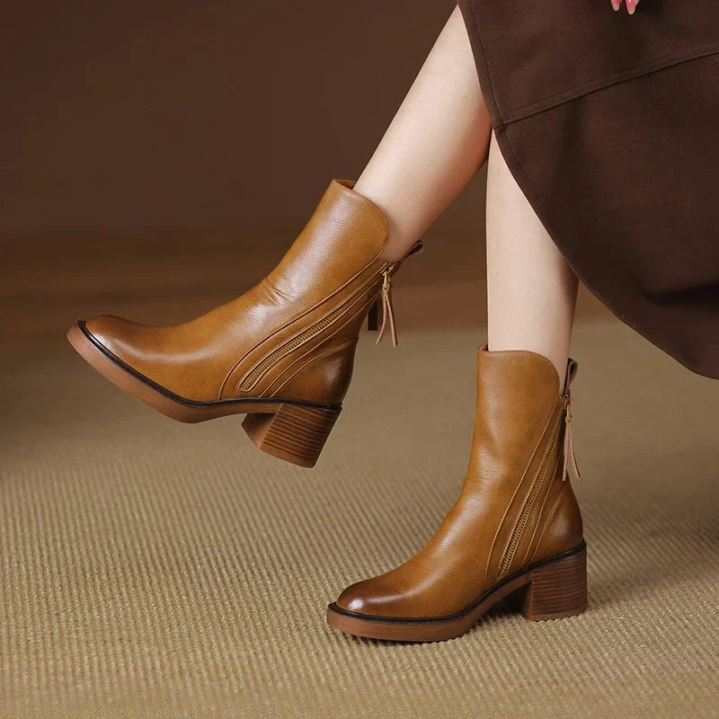 Mila | Orthopedic Boots