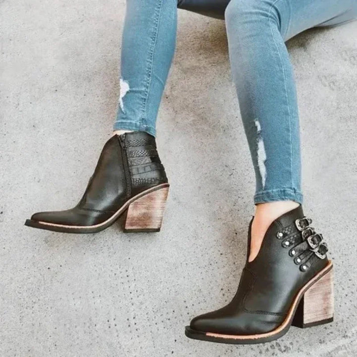 Glenna - Orthopedic Boots